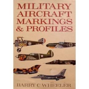 Papel MILITARY AIRCRAFT MARKINGS & PROFILES