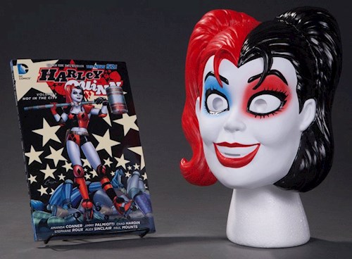 Papel Harley Quinn Book & Mask Set (Harley Quinn: The New 52!)