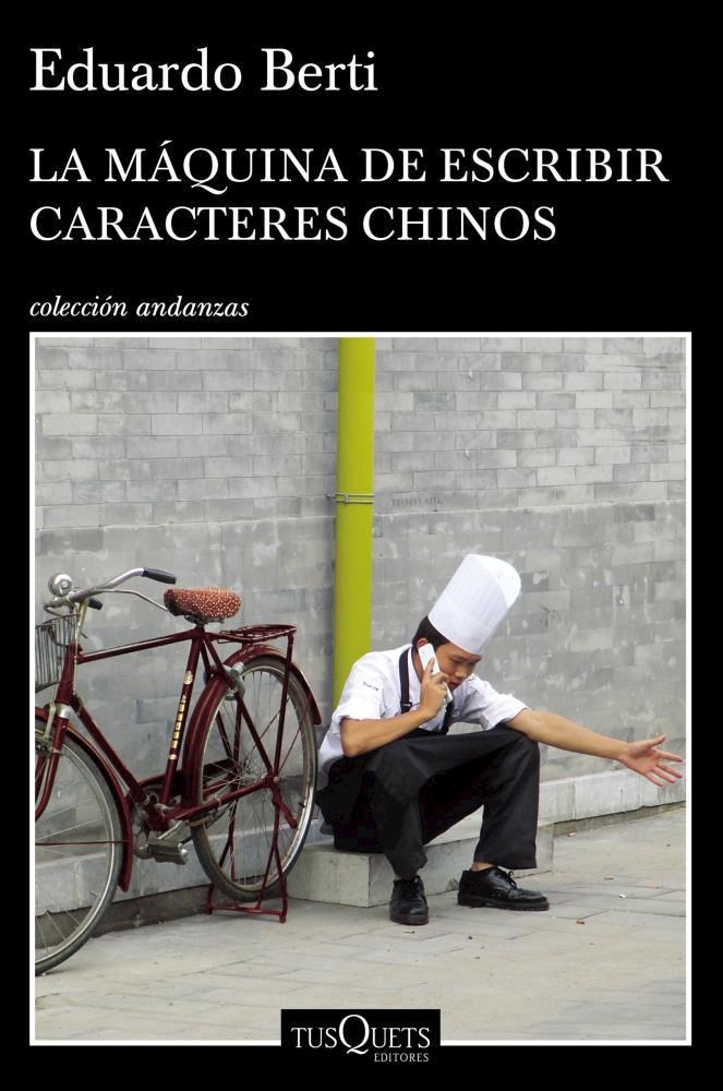 Papel La Maquina De Escribir Caracteres Chinos